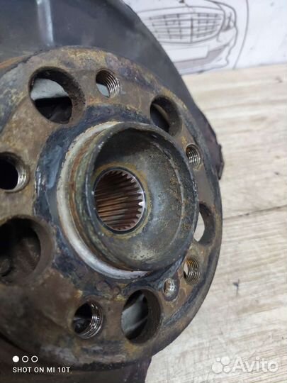 Ступица задняя левая мерседес w204