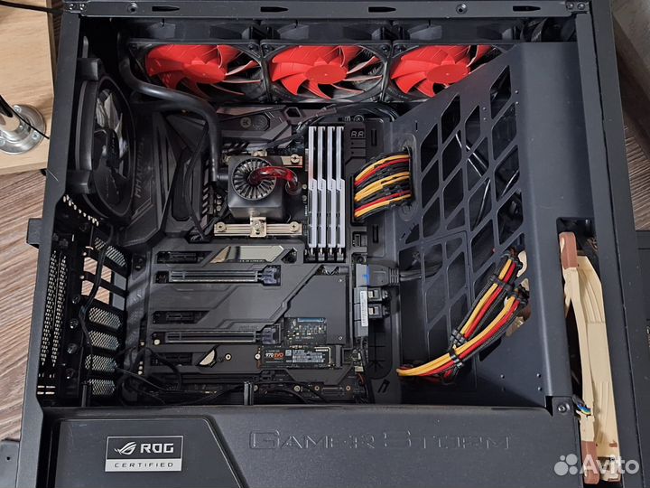 Игровой компьютер Intel i7-9700K