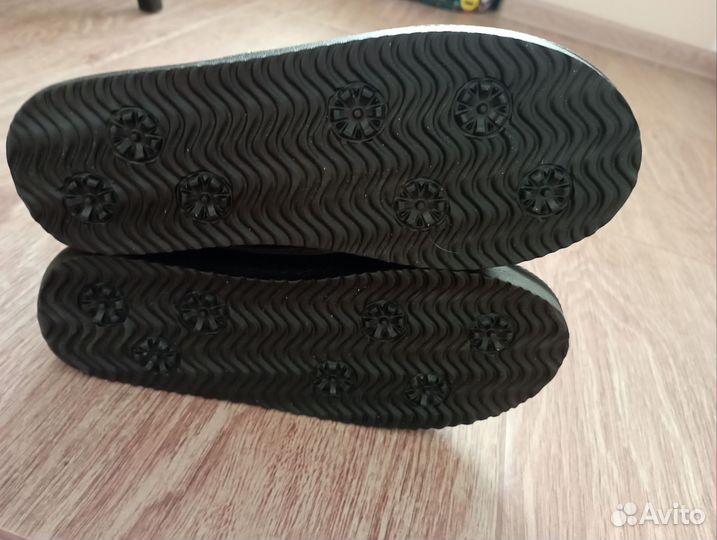 Резиновые угги с утеплителем boomboots 36р