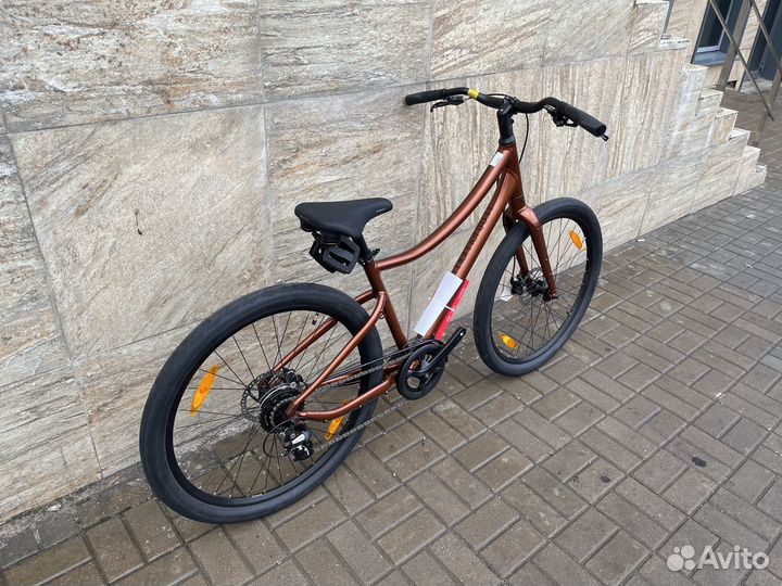 Велосипед Giant Momentum Vida