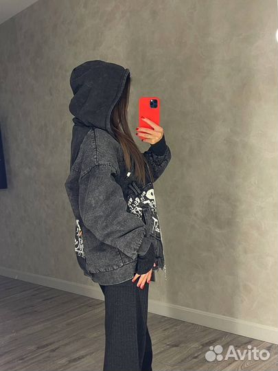 Джинсовая куртка