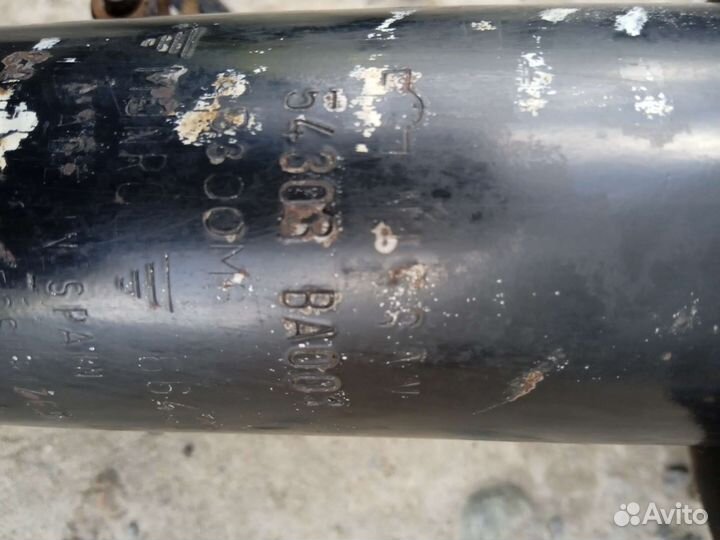 Стойка передняя (пр/лев) Nissan primera p12e YD22