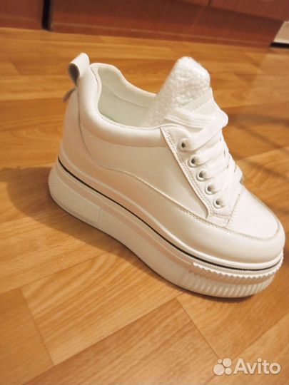 Обувь женская на платформе