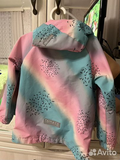 Ветровка для девочки 104