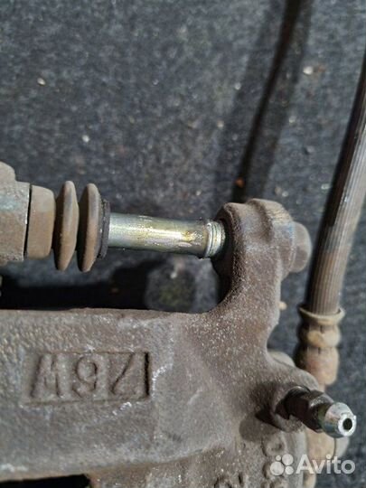 Суппорт тормозной задний правый Nissan X-Trail T31