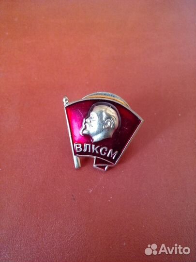 Значок влксм (на закрутке) в блеске