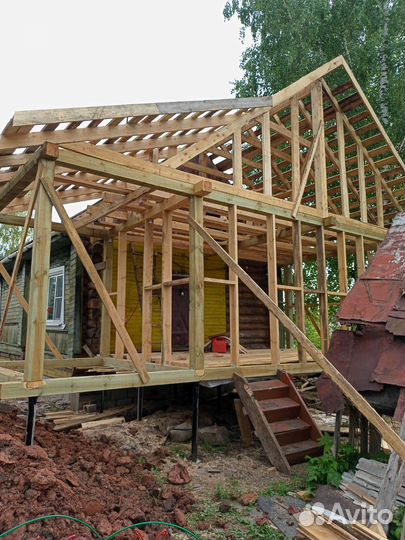 Фундамент, Подъём домов, Кровля