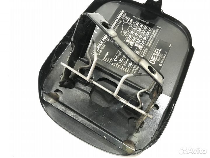 Лючок бензобака Mercedes E W211