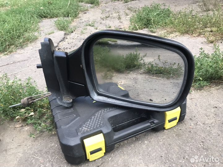 Зеркала на ниву 2121