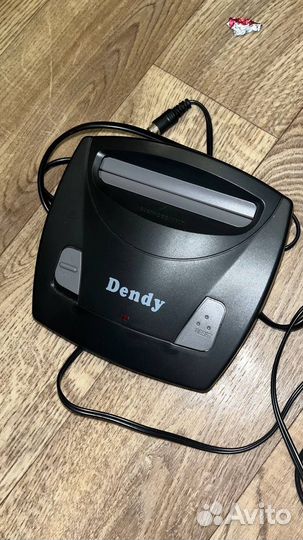 Игровая приставка Dendy