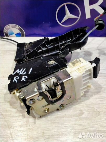 Замок двери задний правый Mercedes-Benz Ml 164