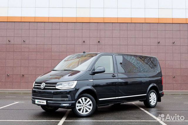 Volkswagen Multivan 2.0 AMT, 2018, 84 000 км с пробегом, цена 5100000 руб.