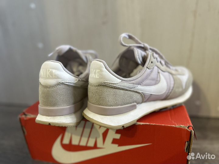 Кроссовки nike Internationalist женские