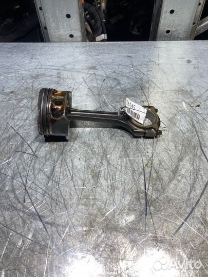 Поршень Mercedes Cla C117 M270 1.6 turbo 2017