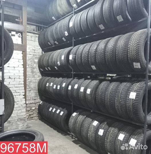 Bridgestone Blizzak VRX2 215/60 R17 94P