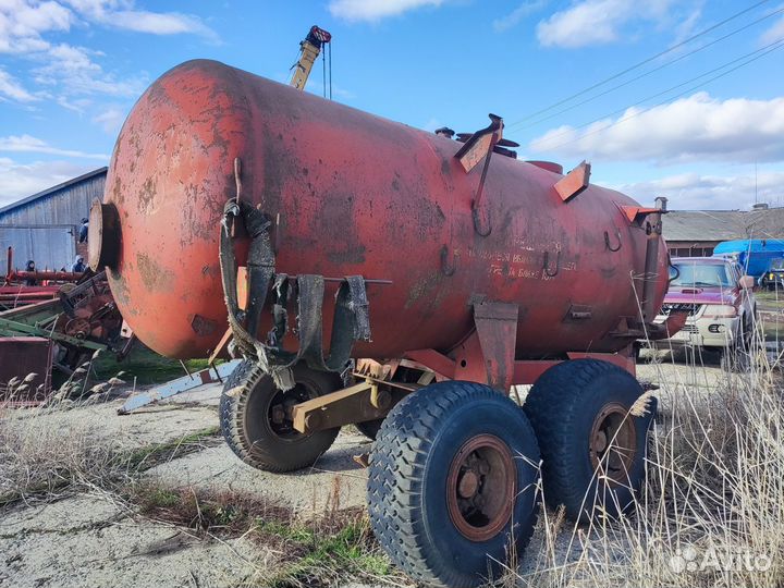 Бочка для внесения жидких удобрений ржт-8