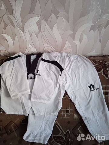 Костюм для тхэквондо (добок)