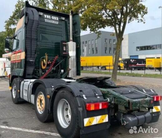 Pазбираем грузовик Volvo FH 2005-2008