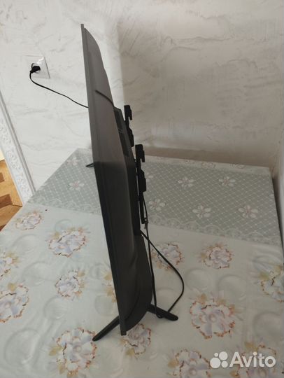 Телевизор SMART tv 32 дюйма