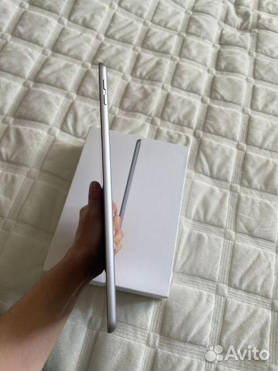 iPad 6 поколения 32 wifi