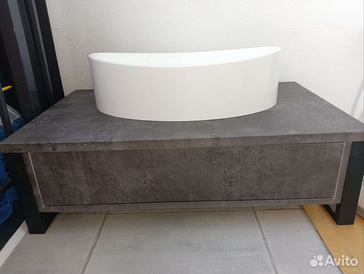 Тумба с раковиной для ванной новая
