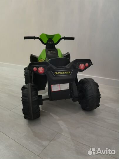 Детский квадроцикл на аккумуляторе бу