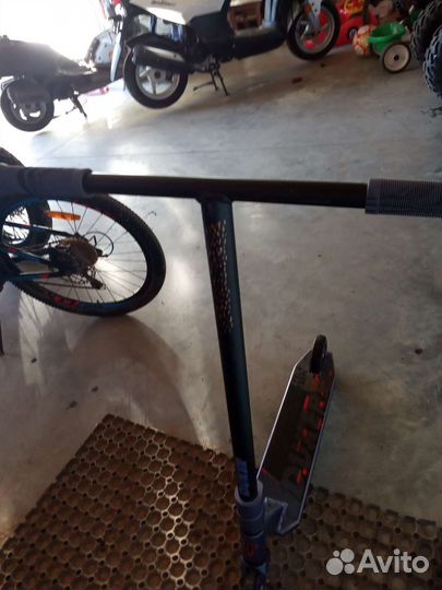 Трюковой самокат Tech Team Duker 303