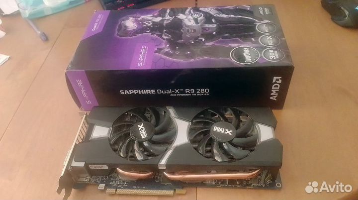 Видеокарта Sapphire Radeon R9 280 (на запчасти)