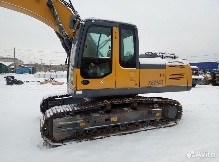 Гусеничный экскаватор XCMG XE215C, 2023