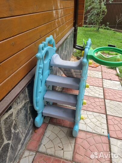 Детская горка пластиковая