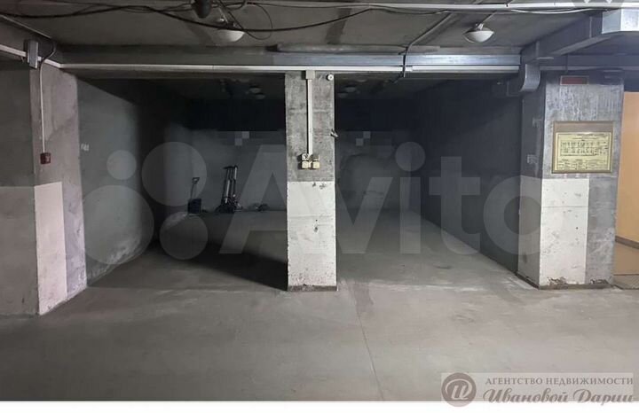 Машиноместо, 18 м²