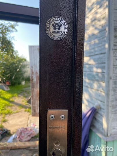 Дверь входная металлическая уличная