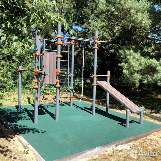 Спортивный уличный комплекс