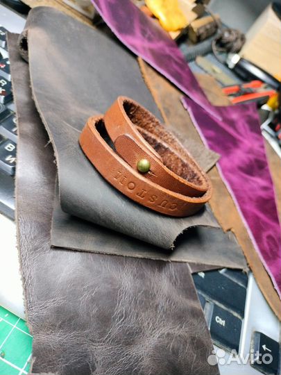 Браслет кожаный