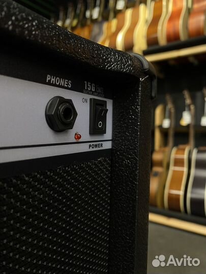 Гитарный комбоусилитель 15 Вт (Новый)