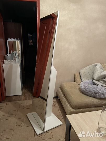 Зеркало напольное в полный рост