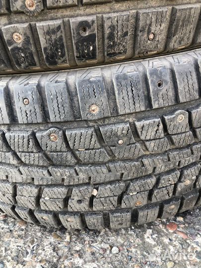 Dunlop SP Winter Ice 07 285/60 R18