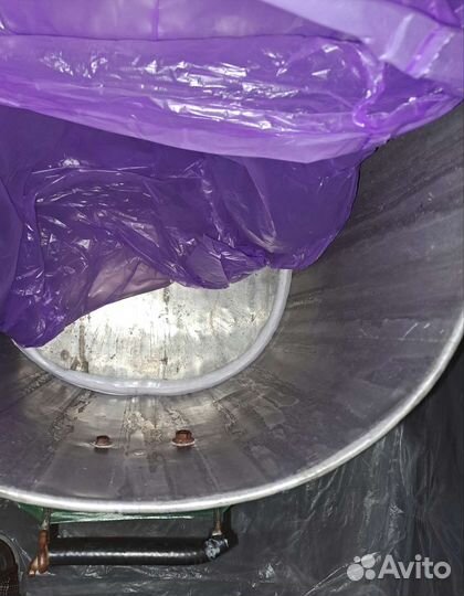 Ящик из жести для рыбалки, ягод