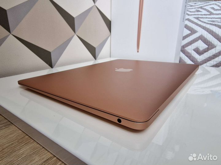 Ноутбук Apple MacBook Air