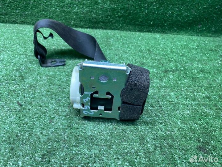 Ремень безопасности задний правый Ford Focus 2