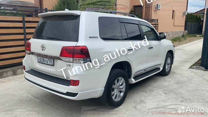 Молдинги дверей Toyota Land Cruiser 200 M2240