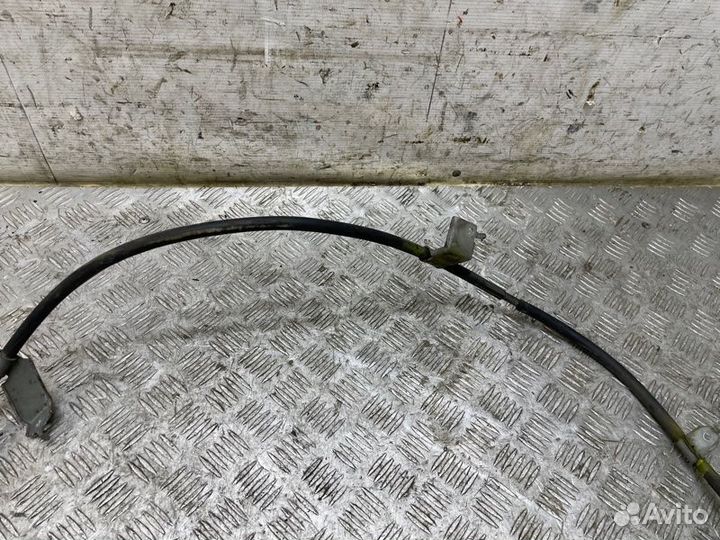 Трос ручного тормоза правый Nissan X-Trail T32