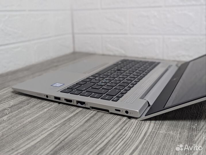 Свежий HP EliteBook RAM - 16gb как новый