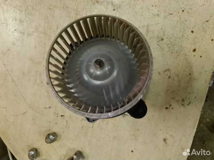 Мотор печки LADA Granta седан 11186 2017