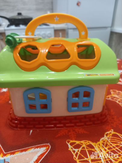 Игрушка Домик развивалка