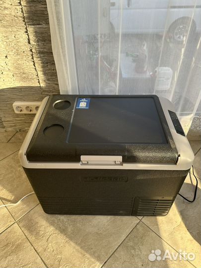 Автохолодильник alpicool
