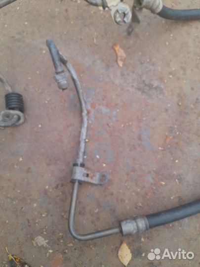 Трубка гур Mazda Tribute (EP) EC0532420J 00-07