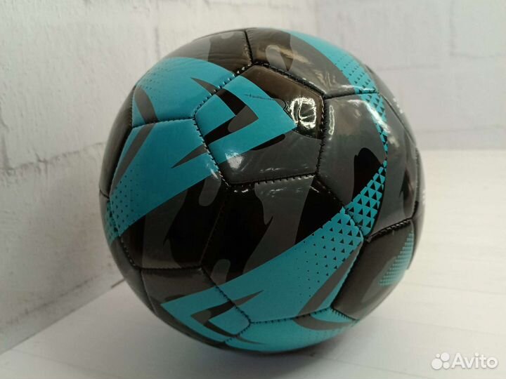 Футбольный мяч