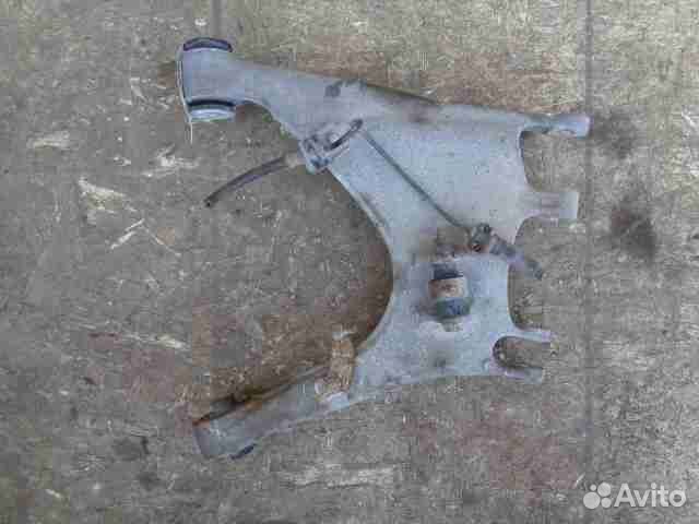 Рычаг задний правый нижний Audi A8 D3