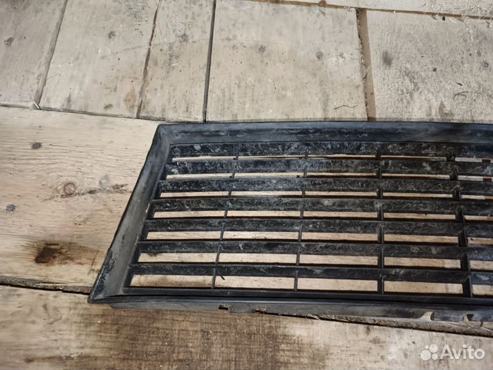 Решётка в бампер Ford Explorer 5